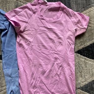 Pink lululemon short sleeve shirt